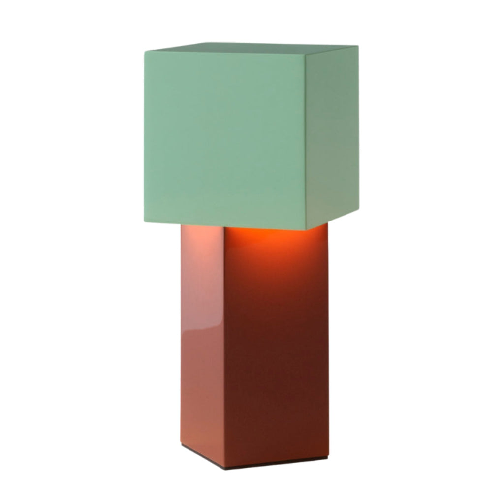 Pivot ATD7 Portable Lamp